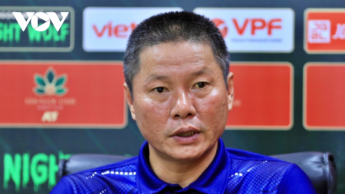 HLV Chu Đình Nghiêm nêu lí do khiến Hải Phòng FC thất thủ trước Viettel FC